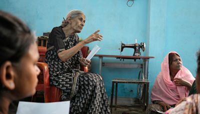 Leaflet by Leaflet, a Few Aging Activists Fight India’s Tide of Bigotry