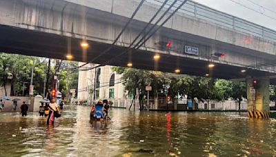 WATCH: Flood situation in Vito Cruz, corner Taft Avenue in Manila