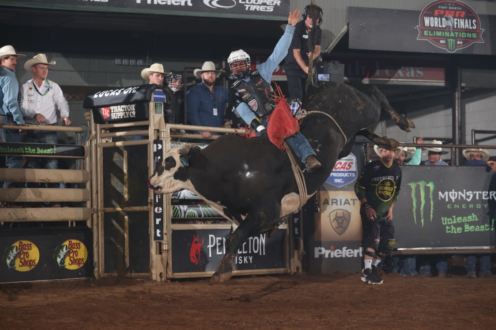 Lincoln-Way Central alum hits the bull-riding circuit, ranks 51st in world standings