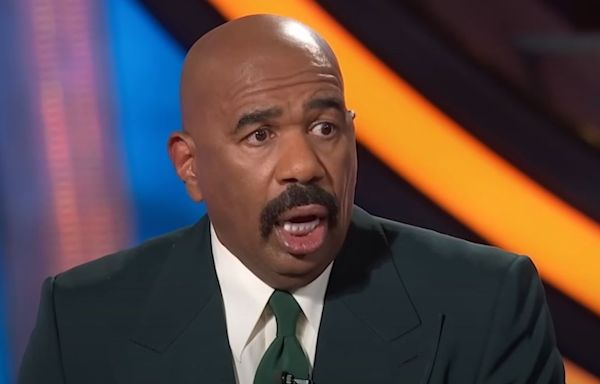 Family Feud's Steve Harvey Loses It After Pastor And Another Older Contestant Share The Filthiest PG-Rated...