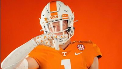 Carson Sneed Commits to Tennessee