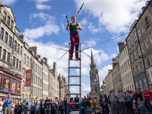 Arts events like Edinburgh Fringe suffer from ‘chaotic’ visa system – MP