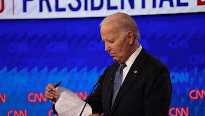 "Ya no debato tan bien como antes", admite Biden, mientras entre los demócratas surgen dudas acerca de si permanecerá en la contienda presidencial