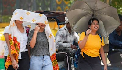 Weather today: Delhi on ’red alert’ as max temp to hit 45 degrees Celsius, respite expected from... | Today News