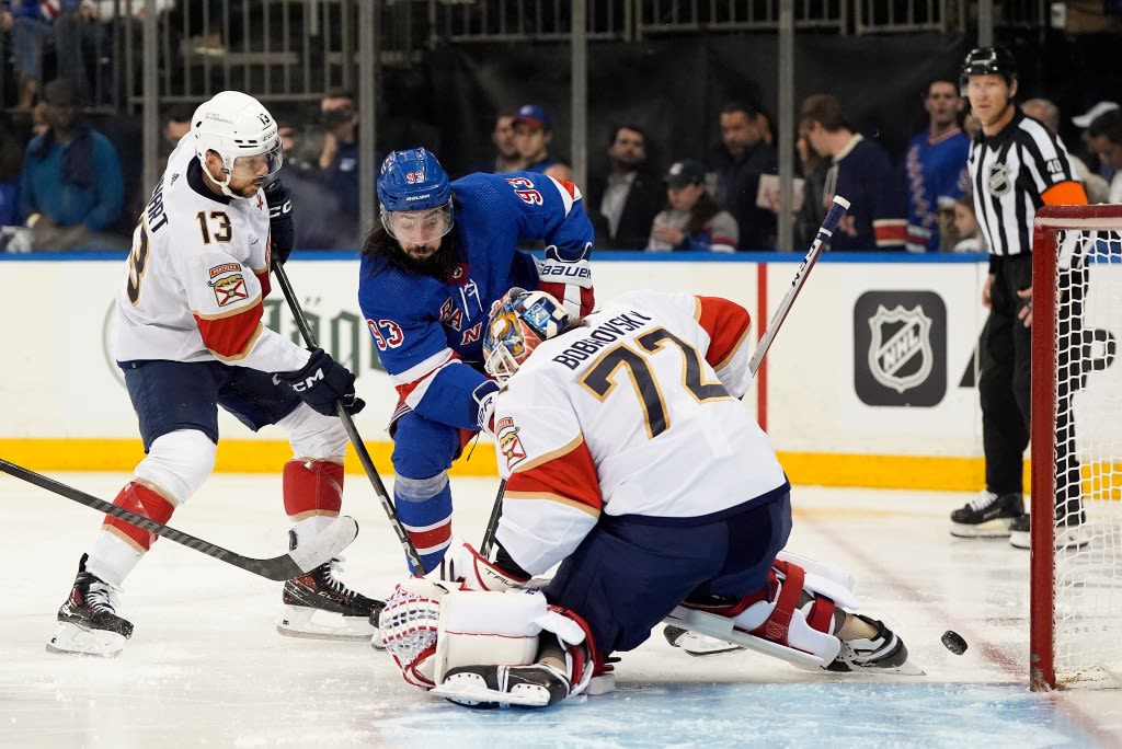 Dave Hyde: Florida Panthers show might and muscle to New York in Game 1 win