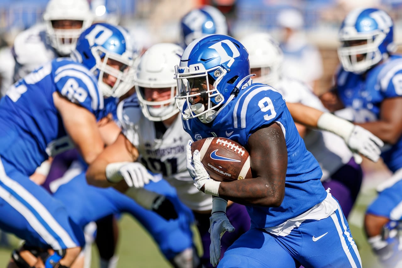 What time, TV channel is Duke vs UConn football game on today? Live stream, odds