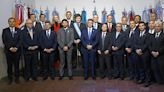 Con Milei a la cabeza, se firmó el Pacto de Mayo con 18 gobernadores en Tucumán | Política