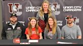 Union City's Elkins signs with Olivet College volleyball