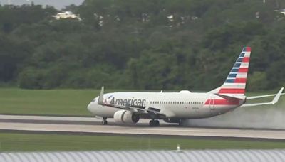 A un avión de American Airlines le estallaron los neumáticos y se prendieron fuego en plena pista