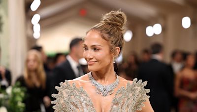 Met Gala 2024: Jennifer López demuestra, una vez más, por qué es la reina de las alfombras