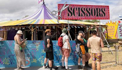 Glastonbury Festival introduces first lesbian area scissors