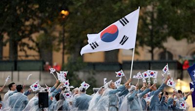 Olympics offers ‘deep apology’ as South Korea introduced as North Korea at opening ceremony