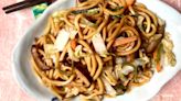 Learn how to make Singapore noodles, cashew chicken and vegetable lo mein