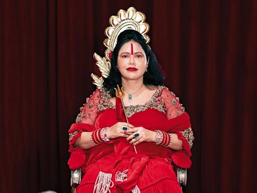 Radhe Maa, The Lady In Red