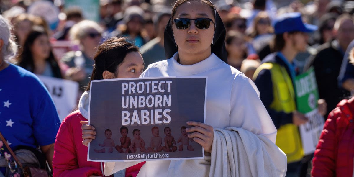 Texas GOP Appears To Put Death Penalty For Abortion Patients On 2024 Wish List