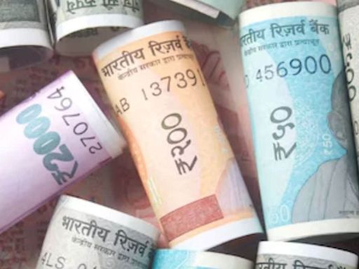 7th Pay Commission: Central Govt Employees Likely To Get 3% DA Hike in September - News18
