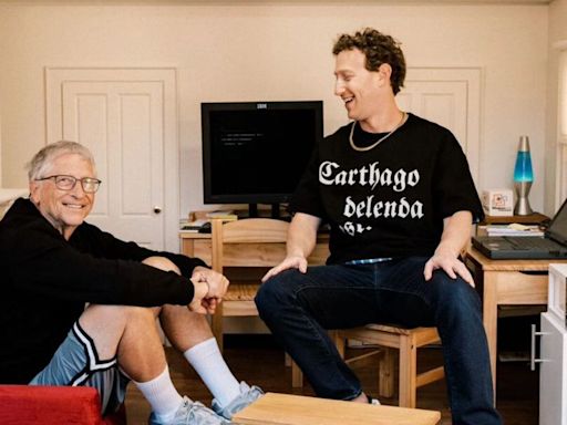 Mark Zuckerberg takes Bill Gates to where Facebook was launched