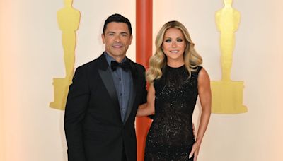 Mark Consuelos debuts shaved head on 'Live' with Kelly Ripa: See his new look