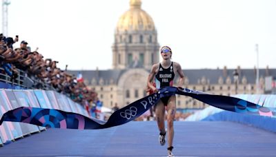 Paris 2024 triathlon: All results, as Cassandre Beaugrand wins spectacular women's individual gold