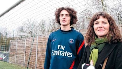 Man Utd handed Adrien Rabiot boost after agent’s eight-word admission