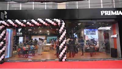 Hero MotoCorp Opens 'Premia' Dealership In Kolkata, West Bengal