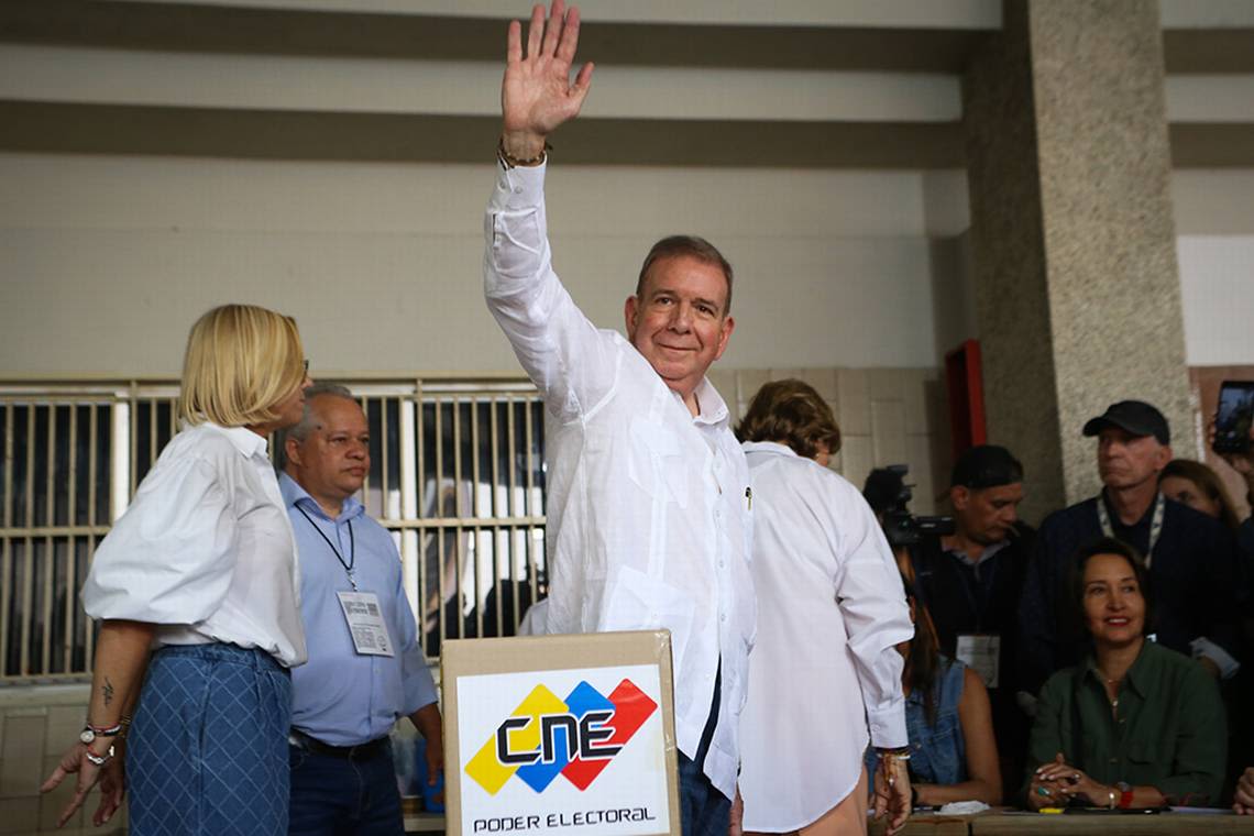 The U.S. moves to recognize election victory of Venezuelan opposition over Maduro