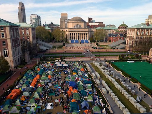 Columbia Removes 3 Deans, Saying Texts Touched on ‘Antisemitic Tropes’