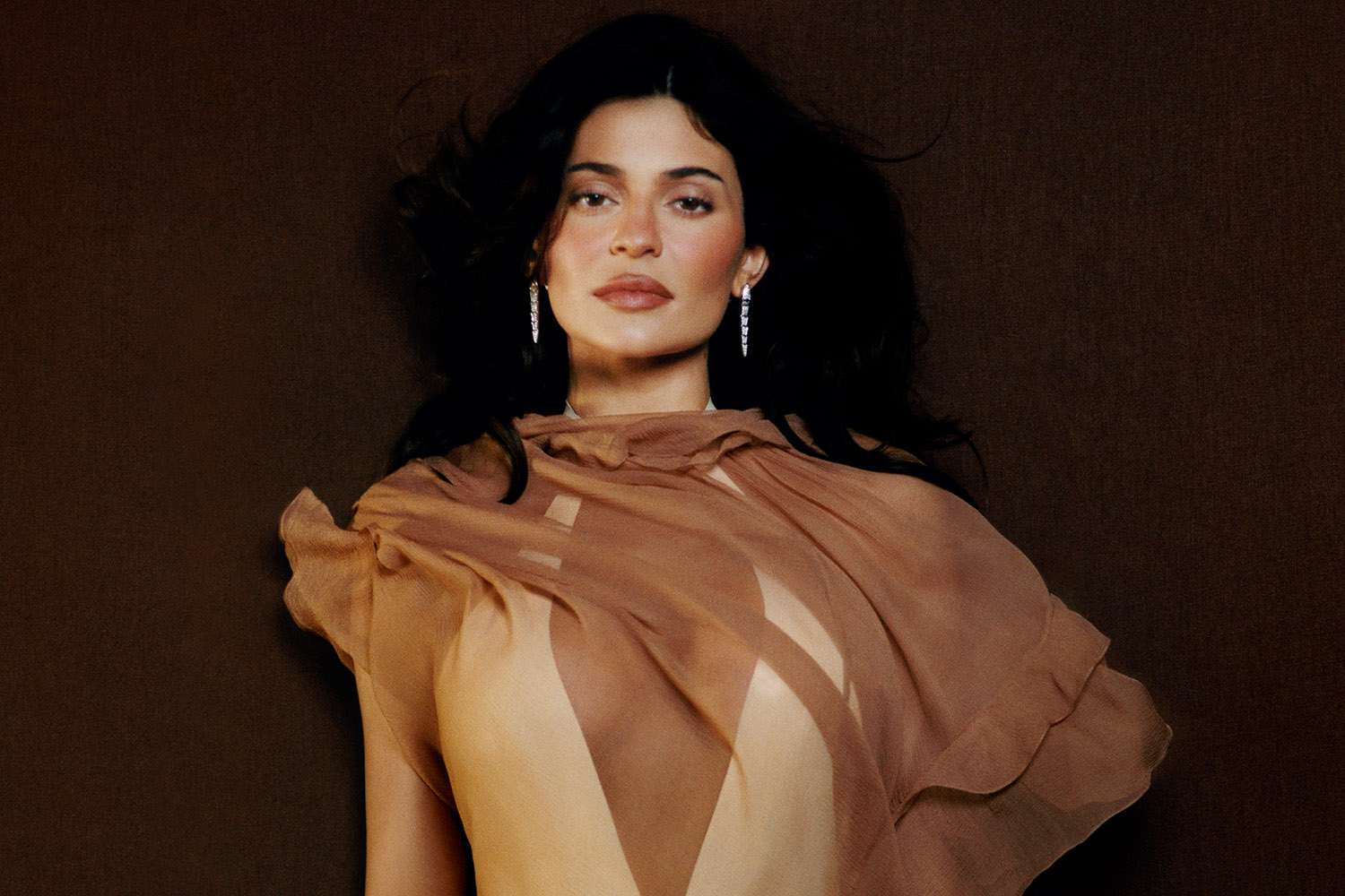 Kylie Jenner Shares Honest Reflection on the 'Pressure' Behind Her Plastic Surgery Procedures as a Teen