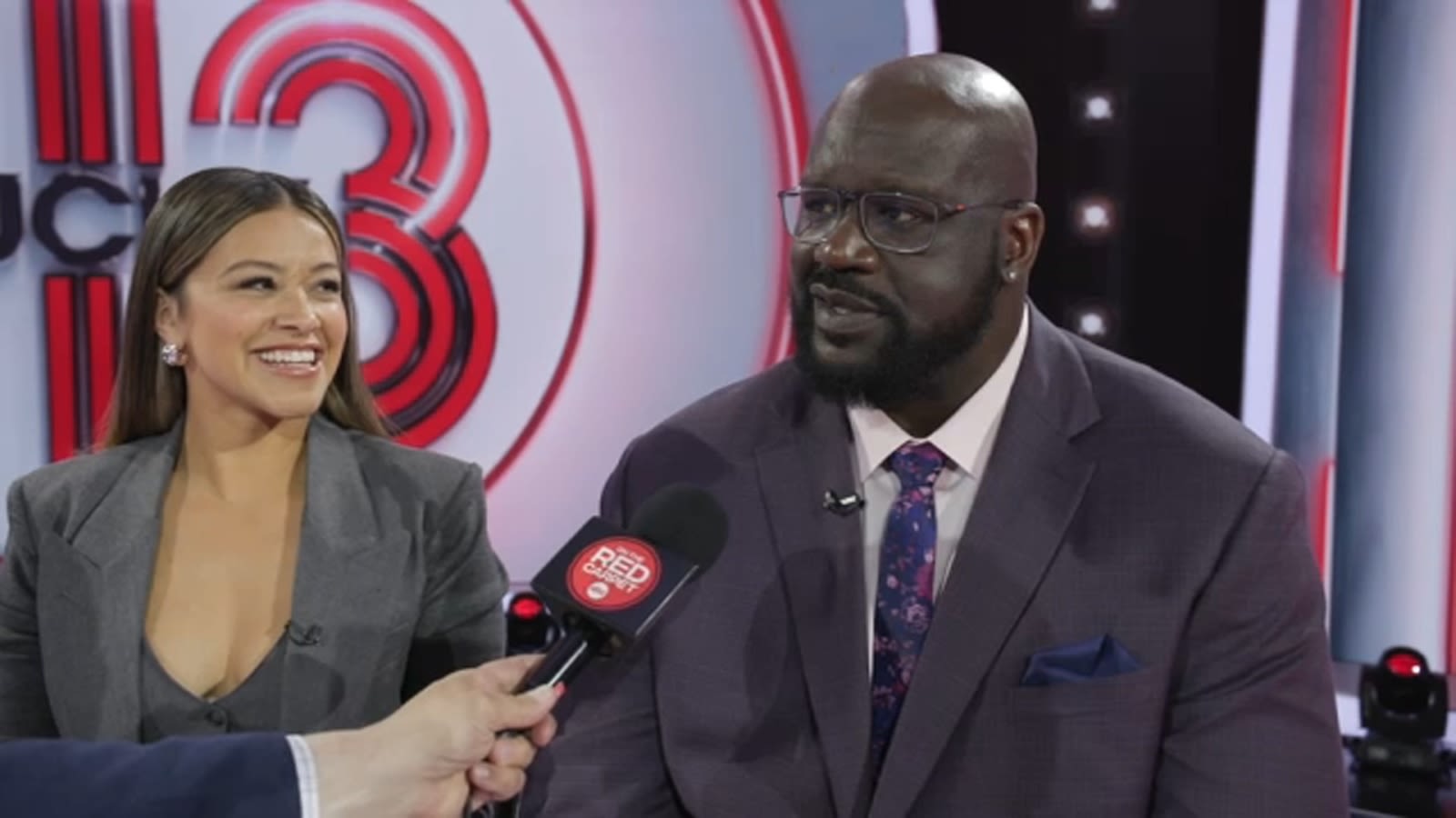 'Lucky 13' hosts Shaq, Gina Rodriguez test contestants' knowledge for chance to win money