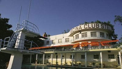 Protejamos la piscina Stella, un lugar único por su arquitectura, su paisajismo y su historia