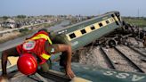 Pakistan passenger train derails, killing at least 30 people, GEO reports