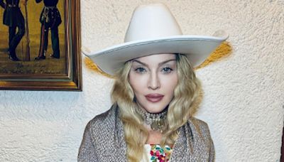 Madonna usa roupas de Frida Kahlo em visita à casa que se tornou museu: 'Foi mágico'