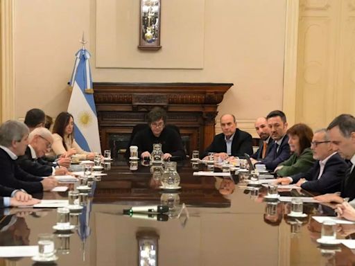 Victoria Villarruel dijo presente en la reunión del gabinete de Javier Milei - Diario Hoy En la noticia