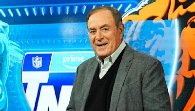 NFL fans slaughter Al Michaels and claim he should RETIRE