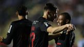 Flamengo recupera a De La Cruz y a Erick Pulgar para el partido decisivo con Millonarios