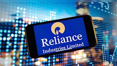 Reliance Industries' cash pile tops $25 billion in FY24 - CNBC TV18