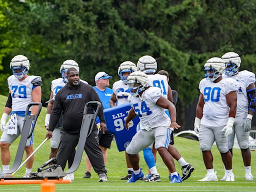 Detroit Lions camp observations: John Cominsky carted off with right knee injury