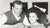 Ray Hildebrand, Singer and Songwriter With Paul & Paula, Dies at 82