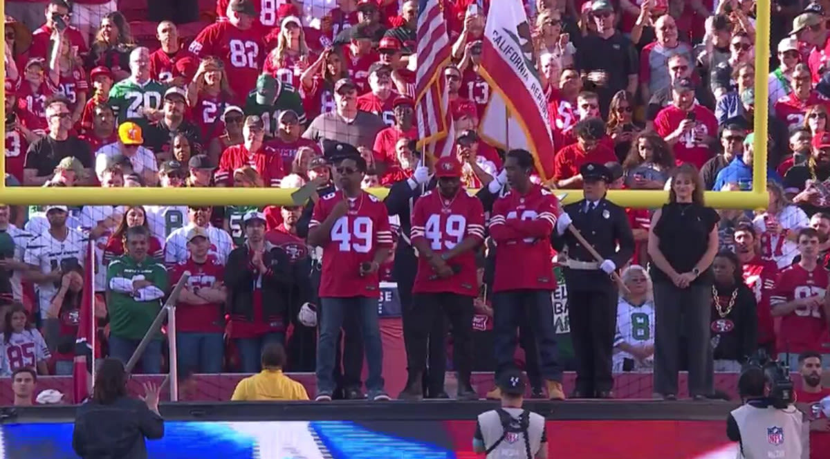 National Anthem Performance Before Jets-49ers Goes Viral