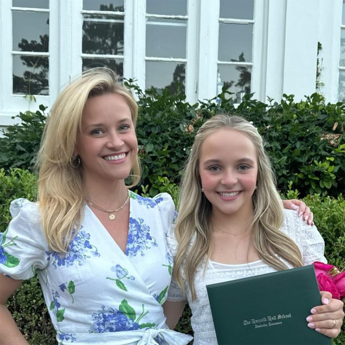 Reese Witherspoon Has "Tears of Joy" at Niece's High School Graduation