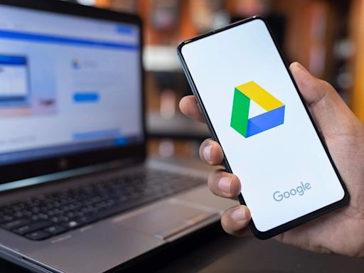 ¿Cómo encontrar libros y películas gratis en Google Drive?