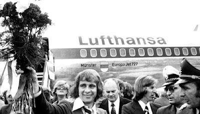 Fallece Bernd Hölzenbein, que ayudó a Alemania Occidental a ganar el Mundial en 1974; tenía 78 años