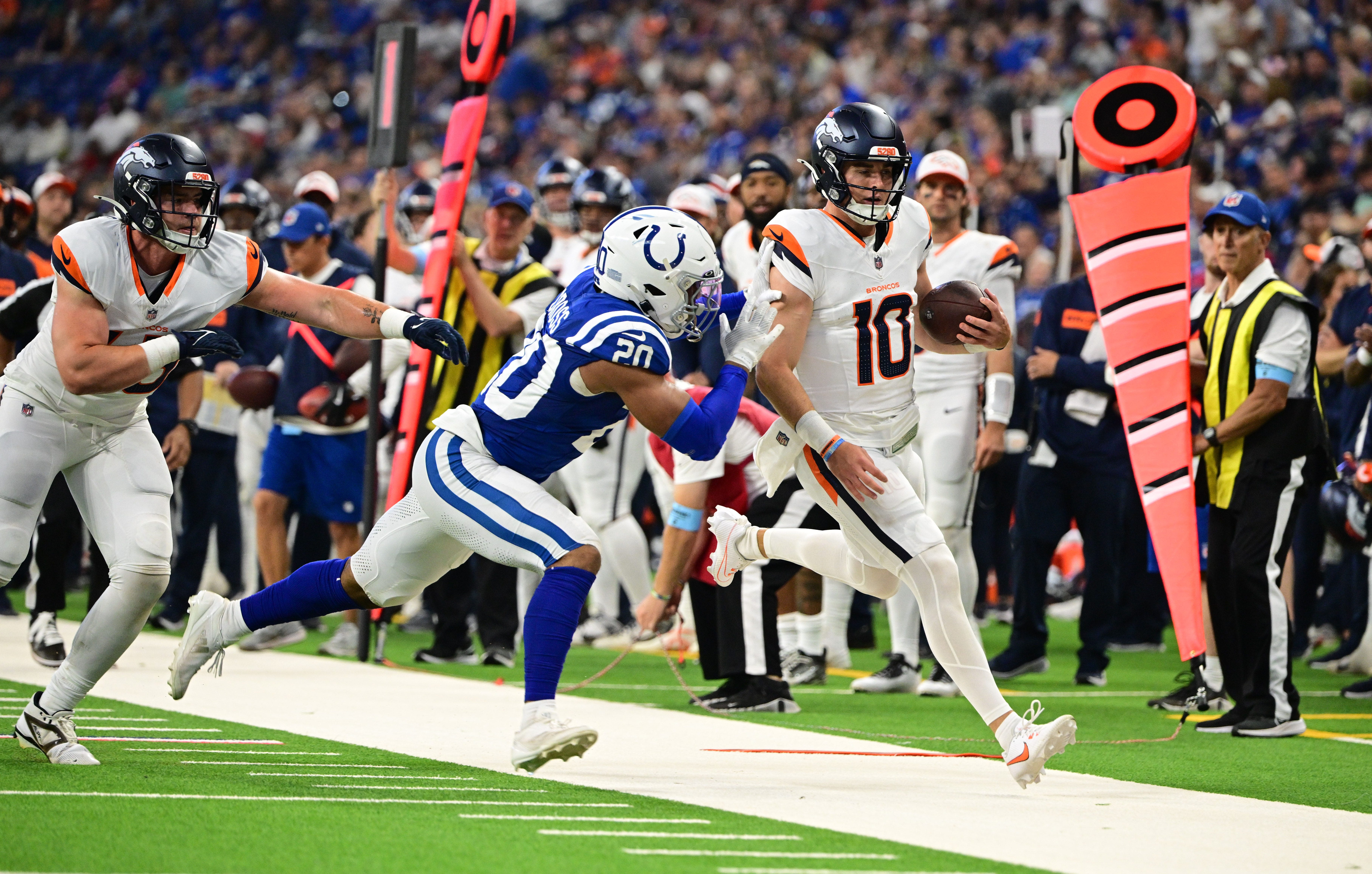 A tale of two performances for Colts' S Nick Cross vs. Broncos