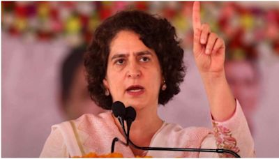 Congress Cries 'Sabotage' After Priyanka Gandhi’s Helicopter Fails to Land In J&K