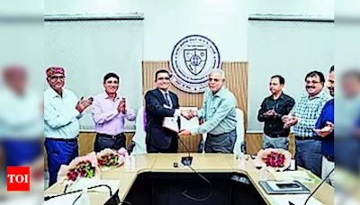 IIT-BHU signs MoU for studies of nickel-free austenitic stainless steel | Varanasi News - Times of India