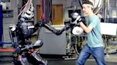 Cutting-edge humanoid robot showcases its boxing skills