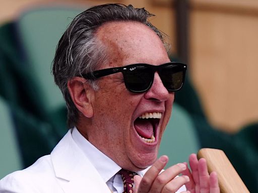 Richard E. Grant puts on a VERY animated display at Wimbledon