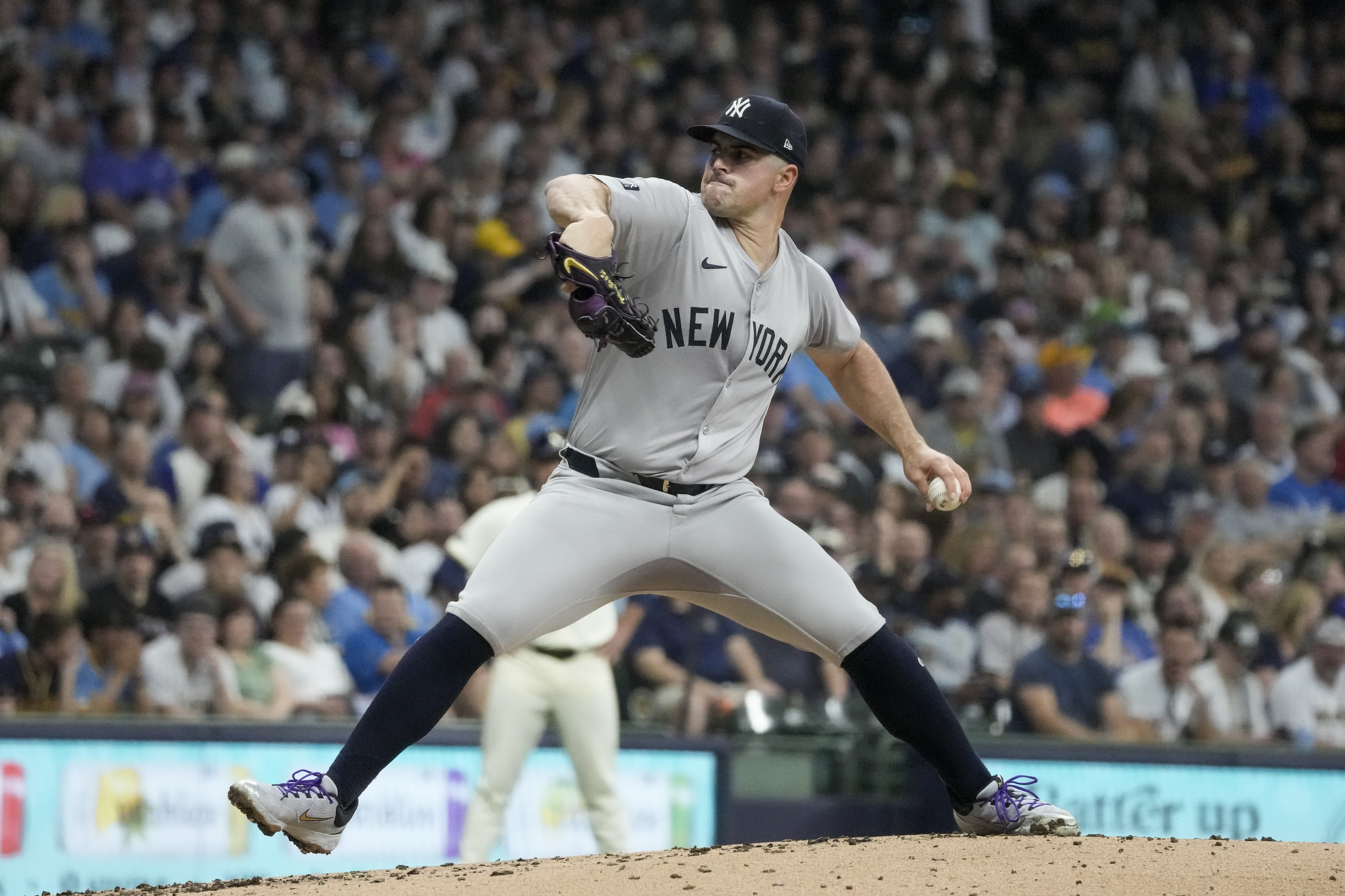 Carlos Rodón pitches 6 strong innings and Yankees hit 4 homers in a 15-3 rout of Brewers