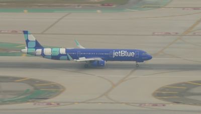 Newark-bound JetBlue flight returns to LAX for emergency landing