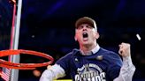 Dan Hurley’s reward for staying at UConn? Free pizza and wings from iconic Connecticut restaurants